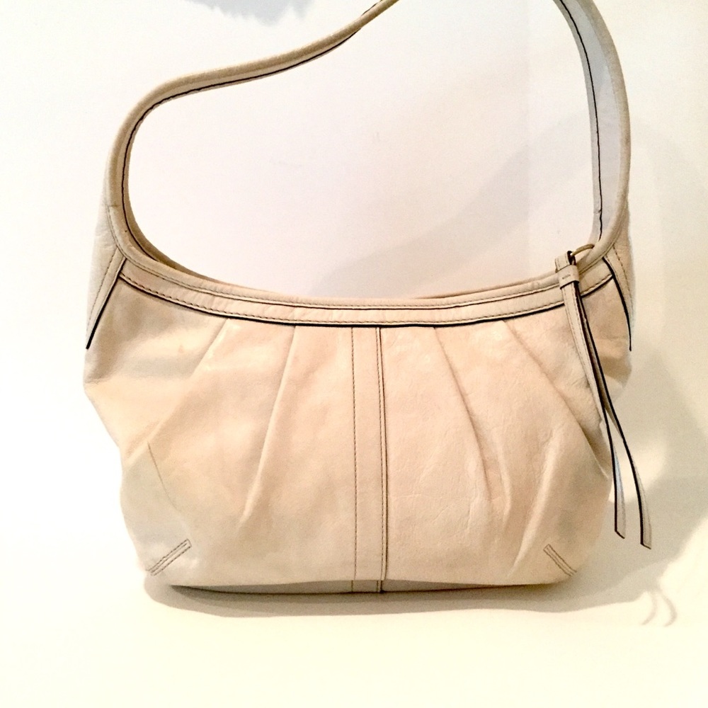COACH BEIGE LEATHER HOBO BAG
